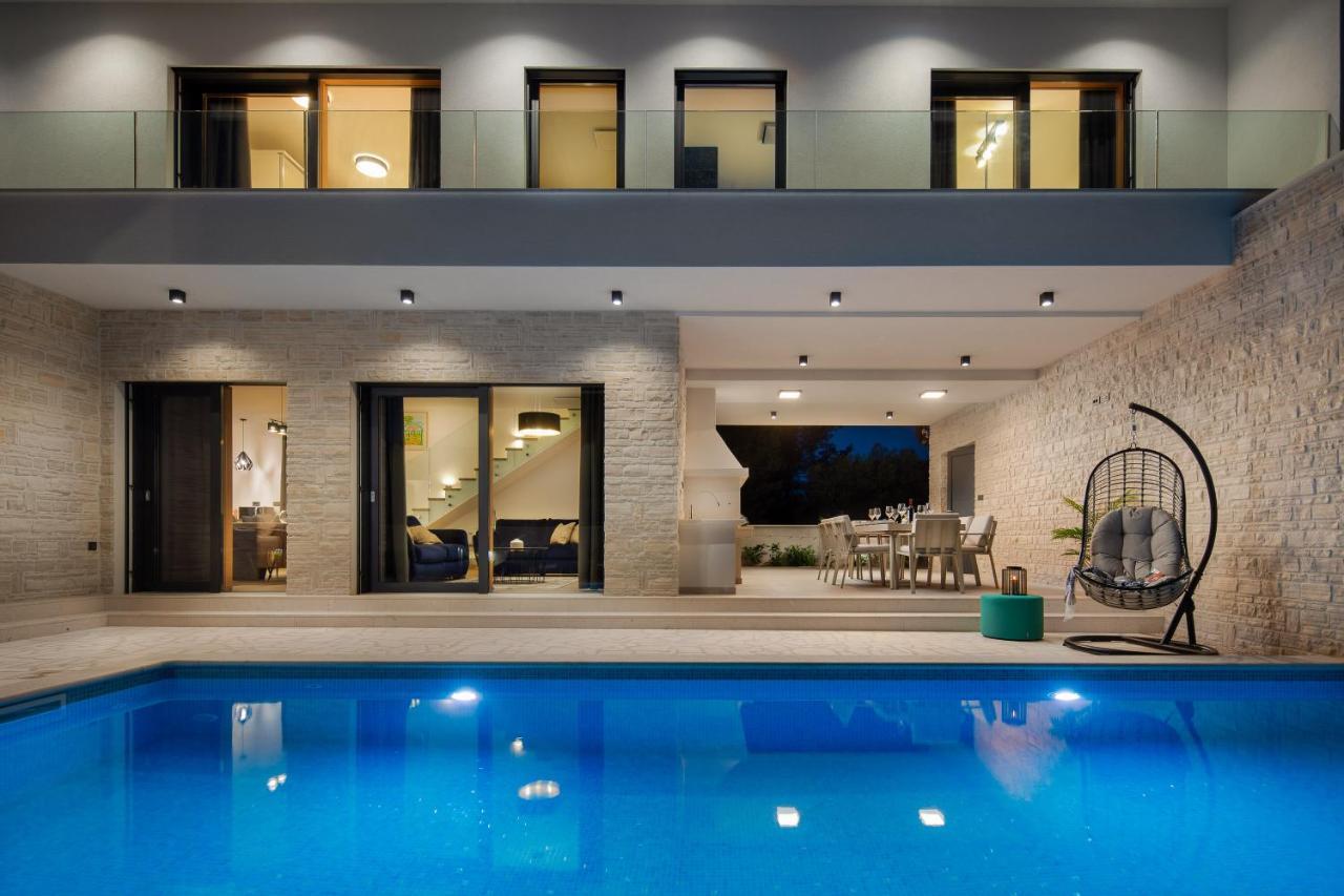 Villa Dm Водице Екстер'єр фото