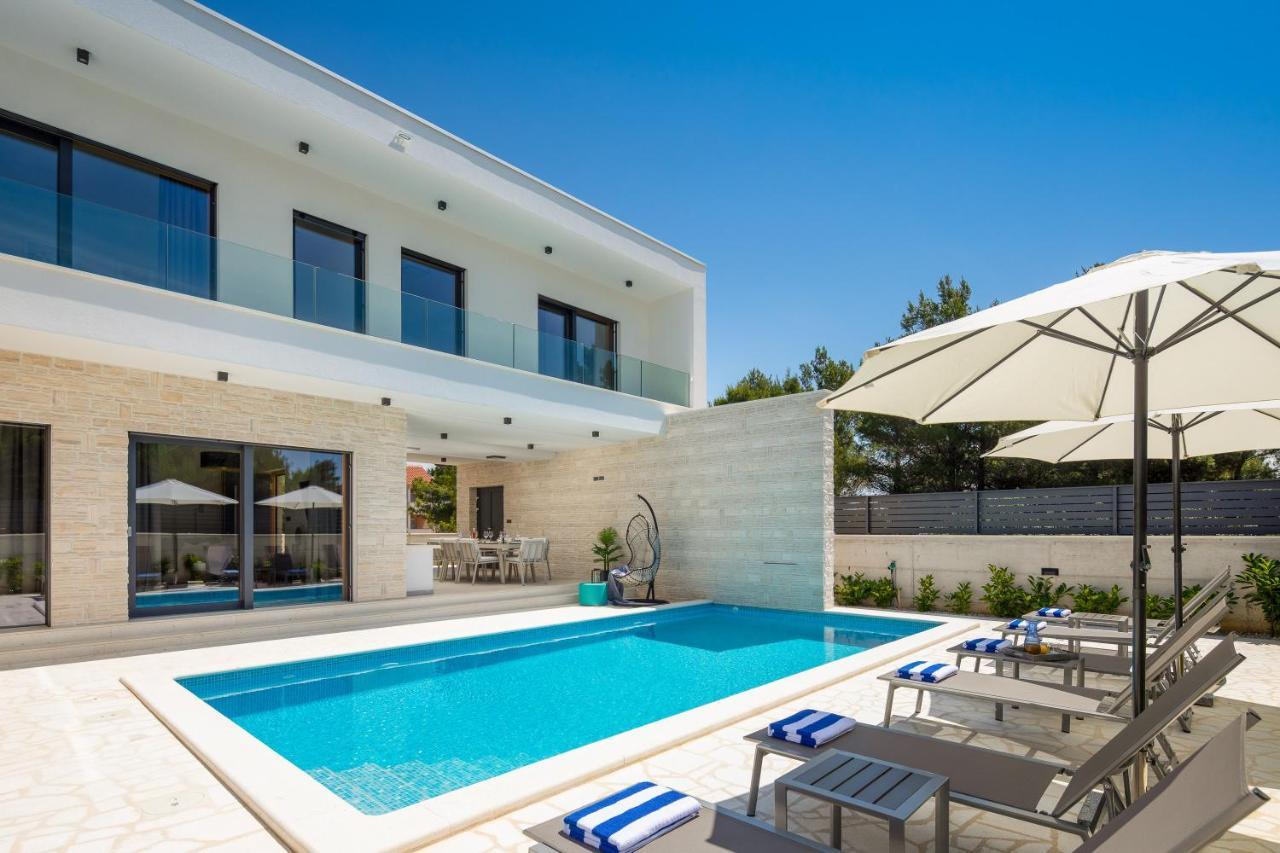 Villa Dm Водице Екстер'єр фото